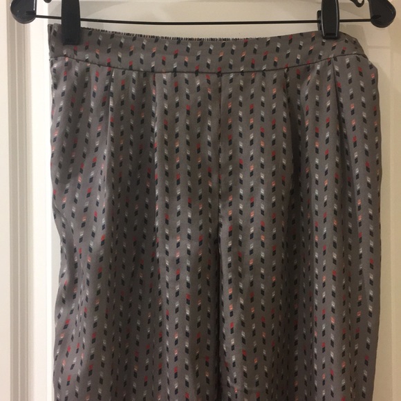 BCBG GENERATION CASUAL ELASTIC WAIST DRESS PANTS - Picture 2 of 7